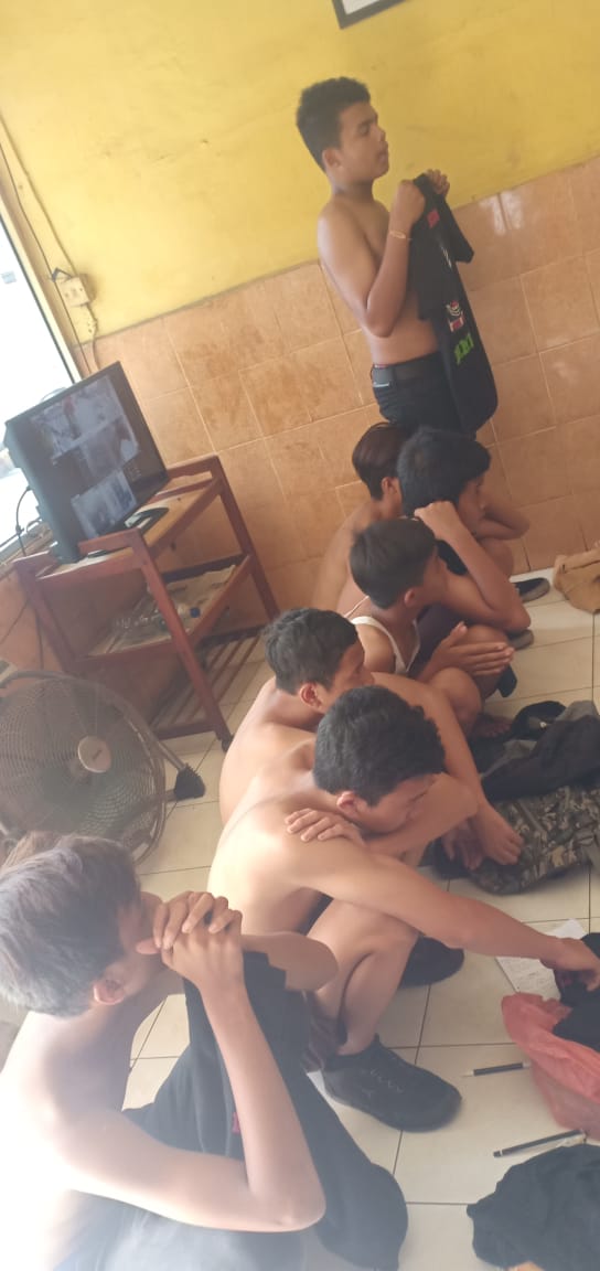 Photo of Tawuran Di Jalan Luku, Pelajar ‘Tiger Family Kids’ Digelandang Polisi