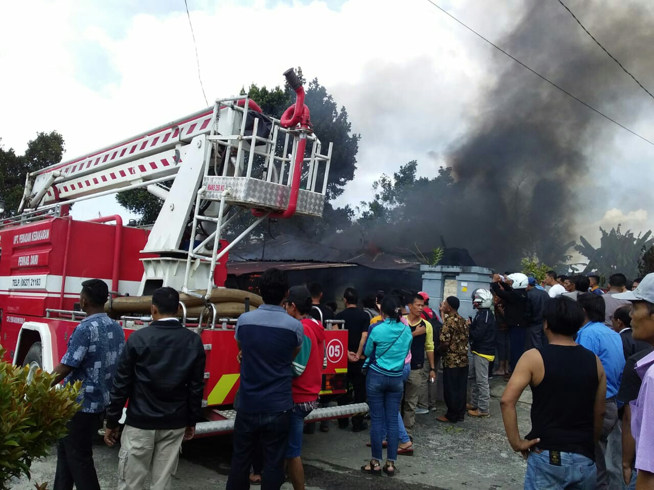 Photo of Korslet, 2 Rumah Di Sidikalang Dijilat Api