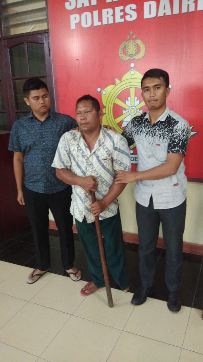 Photo of Hamili Anak Tiri, Lasron Sihombing Dilaporkan Ke Polres Dairi