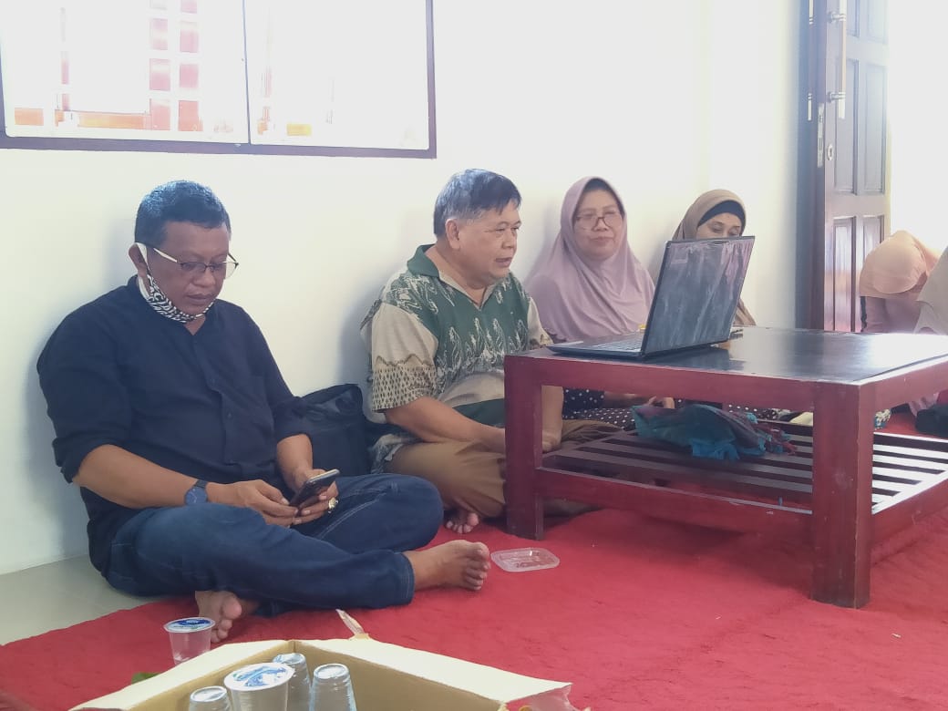 Photo of Qurban Kel Besar H Ismail: 217 Paket Dibagikan Kepada Warga Dusun Pasarbatu