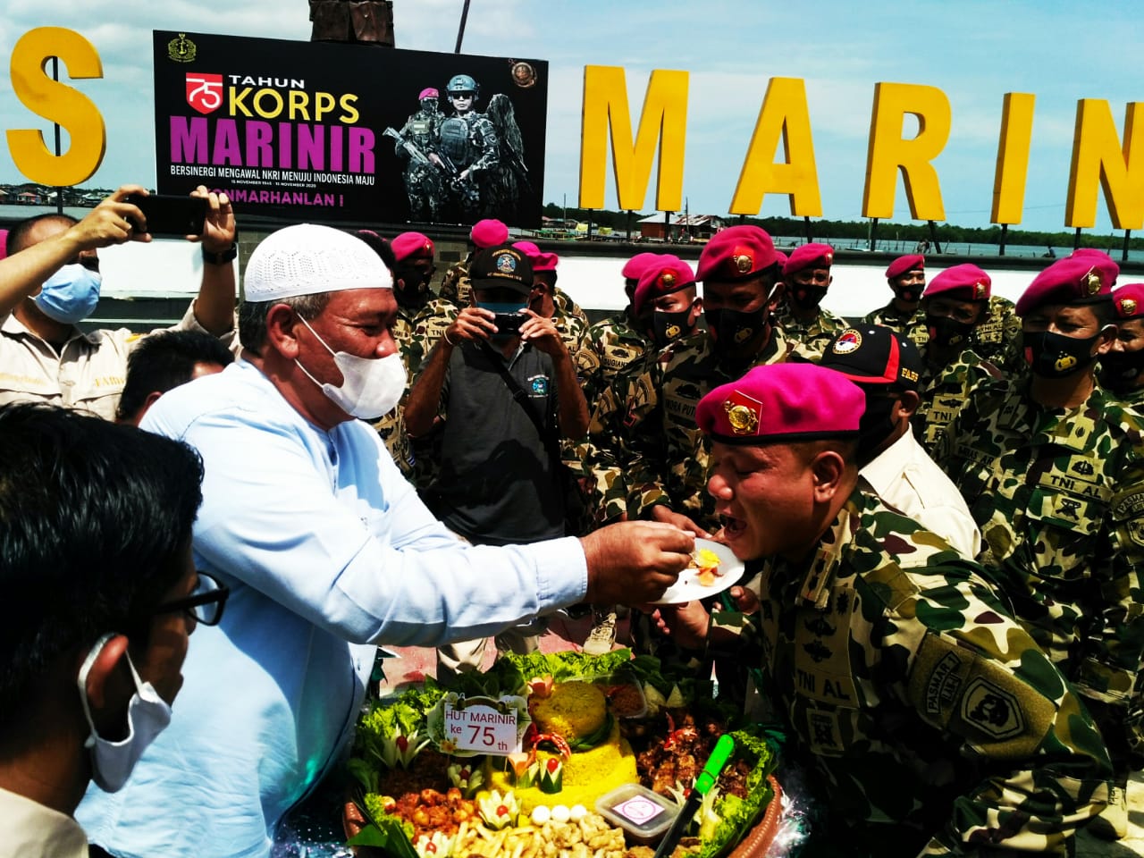 Photo of HUT Korps Marinir Ke 75, FABB Sambangi Yonmarhanlan I Belawan