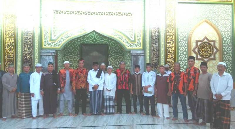 Photo of Subuh Bersedekah Di Masjid Al-Ikhlashiya Medan Denai
