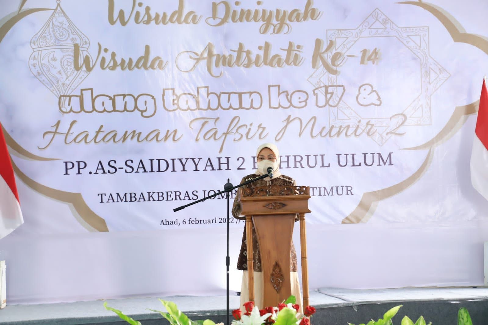 Photo of Menaker Ida Fauziyah Hadiri Wisuda Amtsilati di Pondok Pasantren As-Sa’idiyyah 2 Bahrul Ulum Jombang