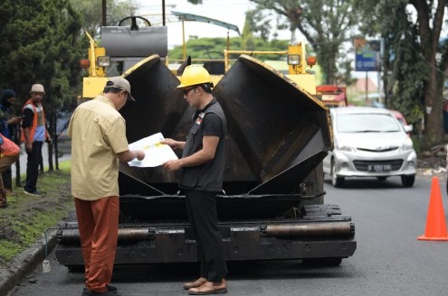 Photo of Gubernur Ridwan Kamil Respons Perbaikan Jalur Lingkar Selatan Sukabumi
