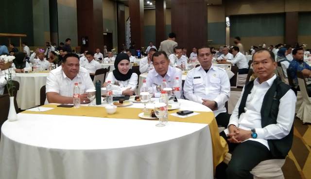 Photo of Pemkab Langkat Ikuti Rakor Pembangunan Sumut 2023 dan Bahas Pemilu Serta PON 2024