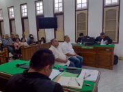Didakwa Terima Suap Pengamanan Proyek Rp68,4 Miliar, Mantan Bupati Langkat dan Abangnya Diadili