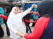 Kunjungi Posyandu di Batubara, Wakil Ketua TP Posyandu Sumut Bergembira Bersama Para Lansia