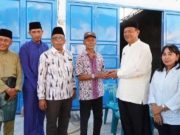 Bupati Langkat serahkan kunci tuko korban kebakaran warga Gotong Royong Bahorok