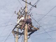 Diduga Hendak Mencuri Kabel, Petugas PLN Tewas Tersetrum Tergantung di Tiang Listrik