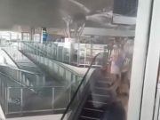 Tanpa Pengawasan, Jemaah Umroh Lansia Terjatuh Dari Eskalator Bandara Kualanamu