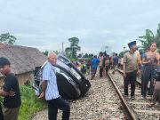 KA Tabrak Mobil Brio di Deli Serdang, 1 Tewas 2 Luka