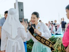 Kahiyang Ayu Ajak Anak PAUD Amalkan Ikrar Kebiasaan Anak Indonesia Hebat di Kampung Ceria Anak Merdeka 2025