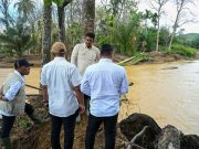 Gubernur Bobby Nasution Temui Langsung Warga Korban Banjir di Tapteng