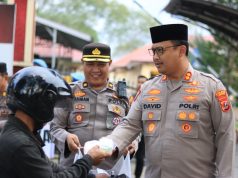Polres Langkat Berbagi Takjil, Wujud Kepedulian di Bulan Suci Ramadhan