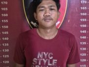 Maling Larikan Kereta Penjual Ular