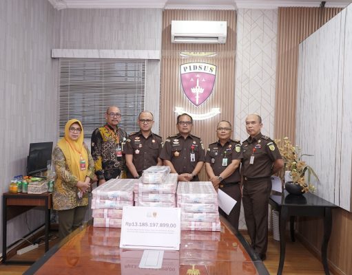 Kejati Sumut Terima Pengembalian Kerugian Negara Rp 13,1 Miliar dari perkara Waterfront City Kawasan Tele Danau Toba