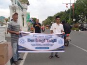 PWI Binjai Bagikan Takjil di Depan Balai Kota, Pererat Silaturahmi Wartawan dan Masyarakat di Bulan Ramadan