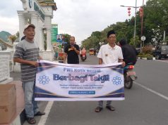 PWI Binjai Bagikan Takjil di Depan Balai Kota, Pererat Silaturahmi Wartawan dan Masyarakat di Bulan Ramadan