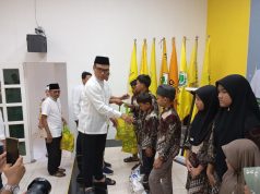 Partai Golkar Deli Serdang Bagikan Paket Lebaran Kepada Kader dan Santuni Anak Yatim