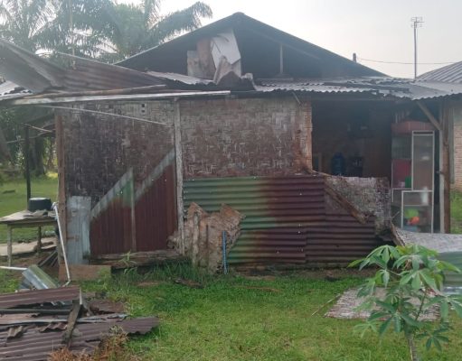 Angin Kencang Rusak 25 Rumah Warga di Serba Jadi