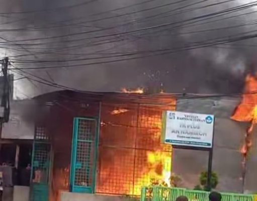 Empat Rumah Boru Sitanggang Hangus Terbakar
