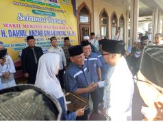 Wamen Haji dan Umrah RI Dr. H. Dahnil Anzar Simanjuntak Buka Perdana Pengajian Akbar Jemaah Haji Indonesia di Masjid Ar-Rifa’i TPI Medan