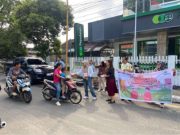 Pegadaian Ketuk Pintu Langit, Berbagi Makanan di Lima Wilayah