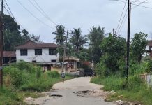 Jalan Menuju Pesantren Modern Al- Barokah Rusak Parah di Simalungun, Wali Santri Akan Mengadu Ke AHY