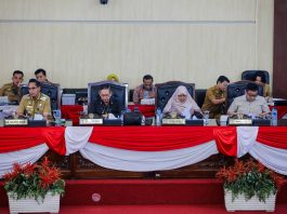 Rico Waas Hadiri Paripurna APBD Medan 2027, DPRD Tekankan Anggaran Harus Kembali ke Rakyat
