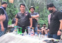 Polisi Grebek Sarang Pengguna Narkoba, 6 Pria 1 Wanita Ditangkap